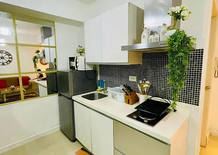 Apartment Near Naia Azure Urban Residences *